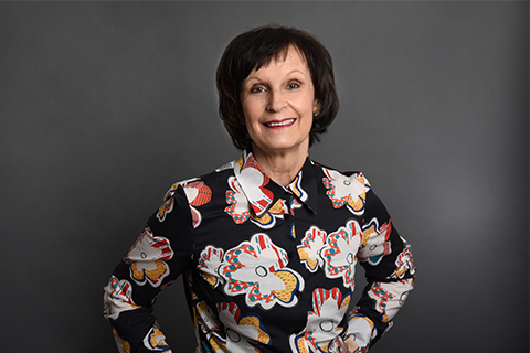 Frau Andrea Luise Schröder