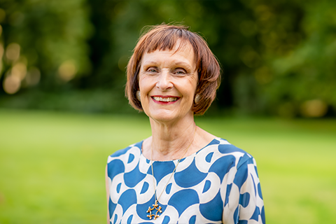 Frau Andrea Luise Schröder